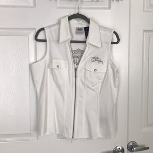 Sleeveless Harley Davidson shirt